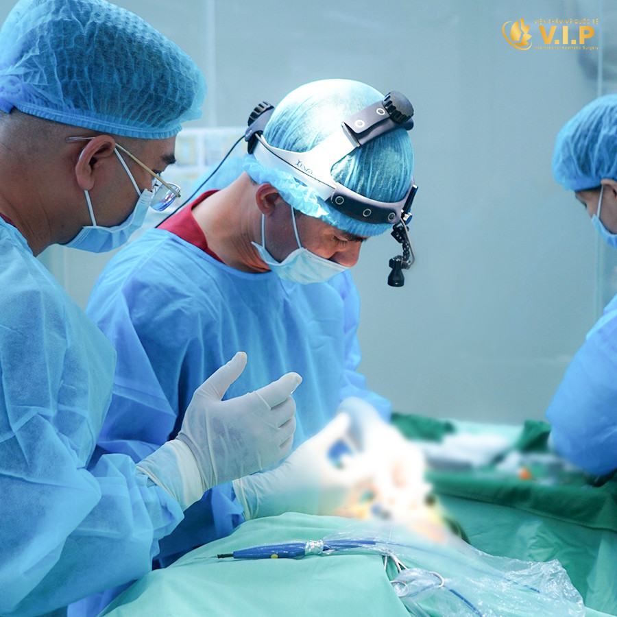 đội ngũ bác sĩ giỏi